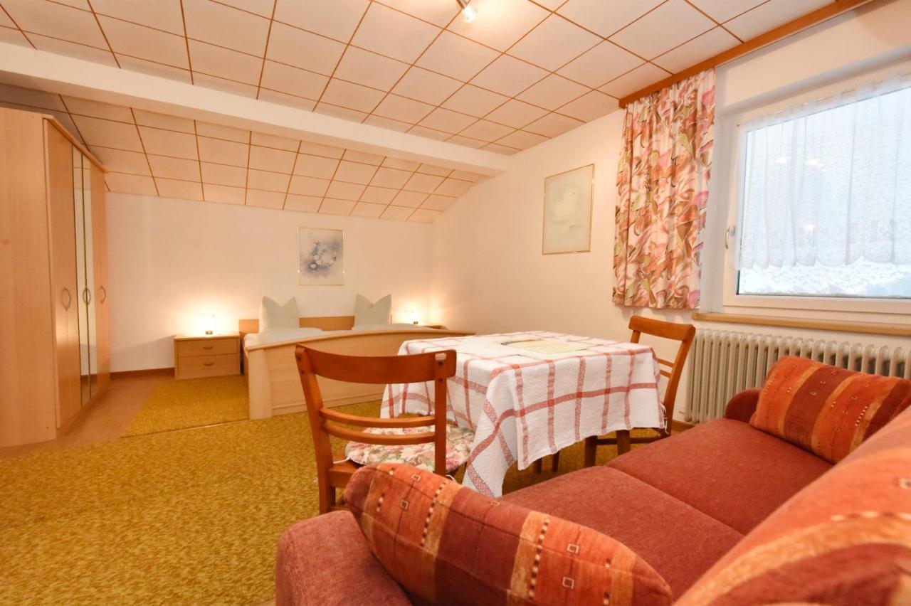 Pension Piz Buin Partenen Esterno foto