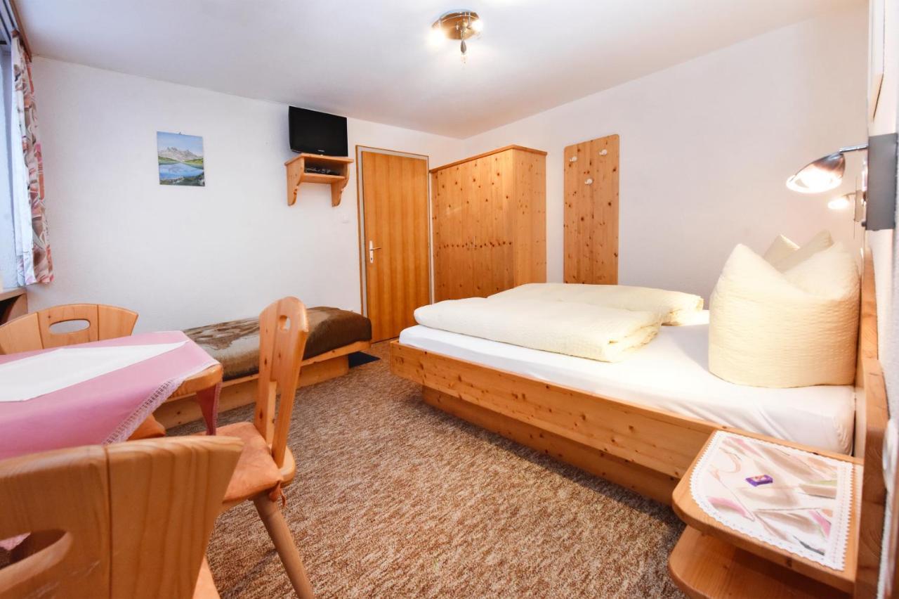 Pension Piz Buin Partenen Esterno foto